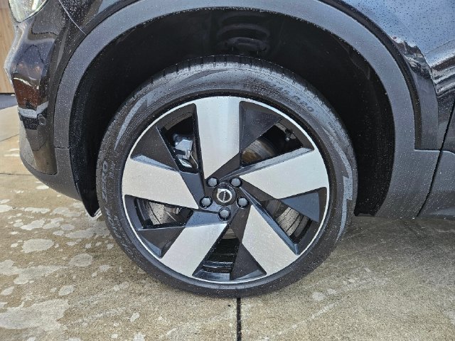 Used 2023 Volvo XC40 P8 Recharge Ultimate AWD/4WD image 9
