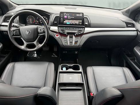 Used 2025 Honda Odyssey Sport-L image 29