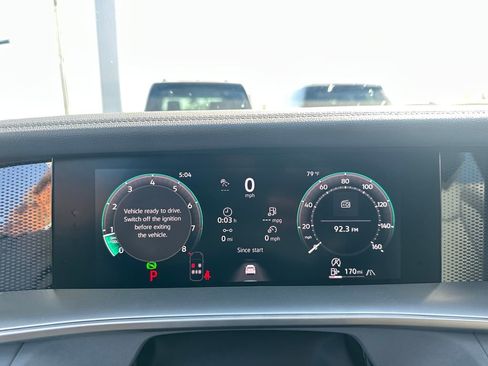 New 2026 Volkswagen Tiguan SE image 16