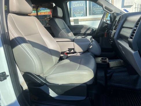Used 2019 Ford F250 XL w/ Power Equipment Group image 12