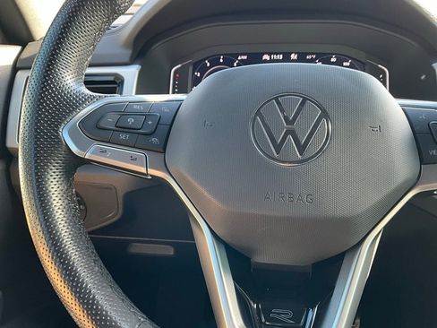 Used 2022 Volkswagen Atlas Cross Sport SEL Premium R-Line image 23