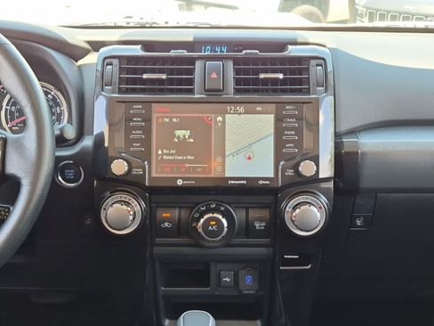 Used 2023 Toyota 4Runner TRD Off-Road Premium w/ Moonroof Package AWD/4WD image 28