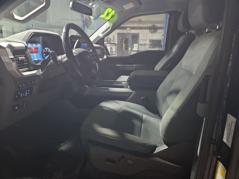 Used 2022 Ford F150 XLT w/ Equipment Group 302A High image 12