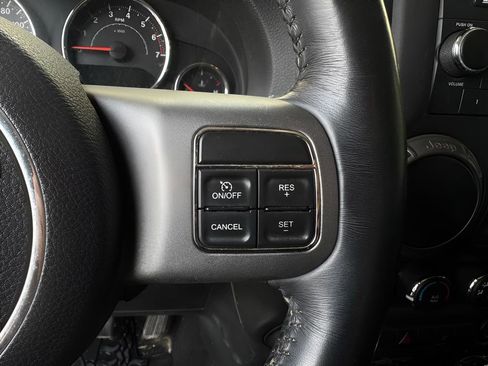 Used 2017 Jeep Wrangler Unlimited Sport AWD/4WD image 22