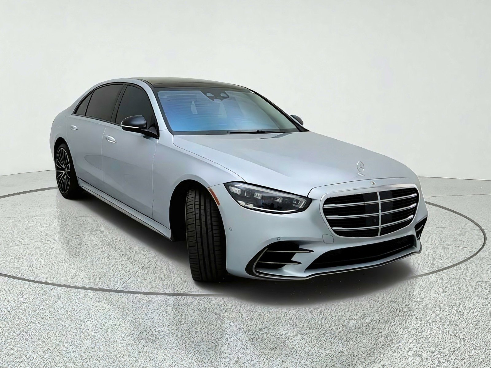 Certified 2023 Mercedes-Benz S 580 4MATIC Sedan image 4