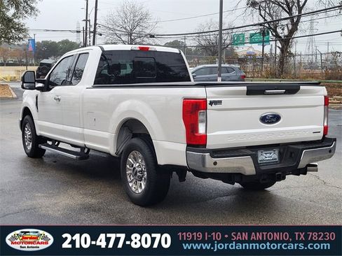 Used 2017 Ford F250 Lariat w/ Chrome Package image 3