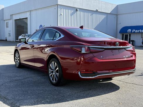 Used 2021 Lexus ES 250 w/ Premium Package image 5