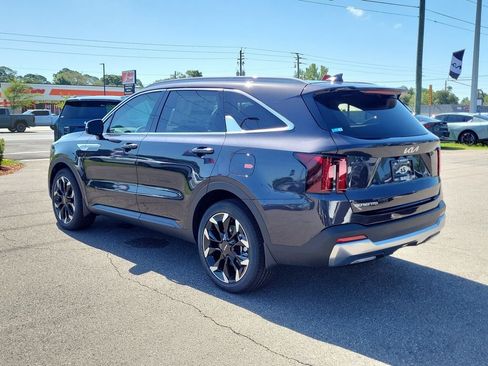 New 2026 Kia Sorento EX w/ EX Premium Package FWD image 4