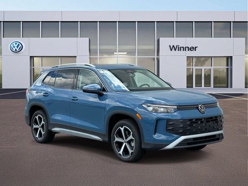 New 2026 Volkswagen Tiguan SE AWD/4WD image 8