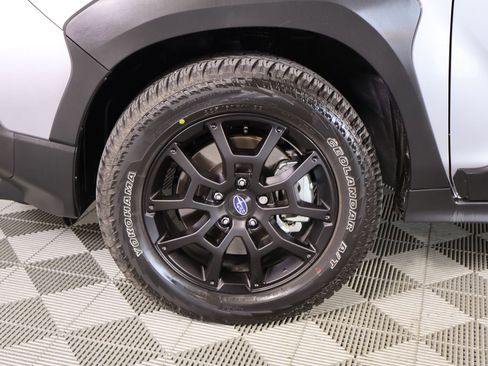 Used 2025 Subaru Crosstrek 2.5i Wilderness w/ Wilderness Package image 17