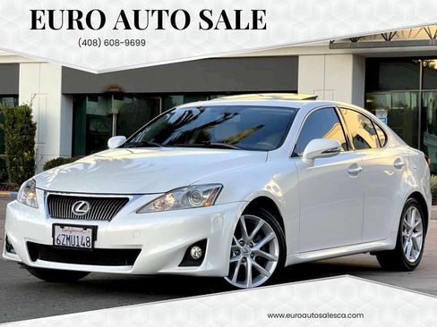 Used 2013 Lexus IS 250 Base 4dr Sedan w/ Premium Pkg Value Edition image 1