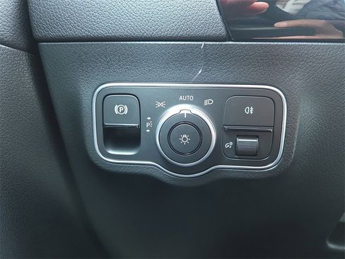 Certified 2026 Mercedes-Benz GLA 250 image 28