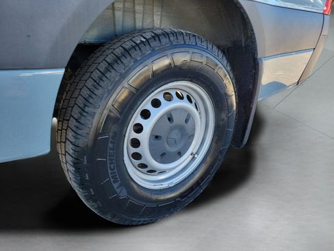 Used 2021 Mercedes-Benz Sprinter 144 Cargo image 32