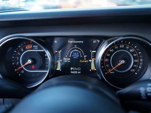 Used 2021 Jeep Wrangler Sport S image 5