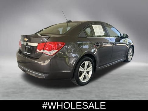 Used 2016 Chevrolet Cruze LT w/ Sun, Sound and Sport Package FWD image 3
