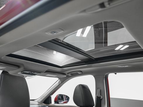 Used 2021 Nissan Rogue SL w/ Premium Package image 27