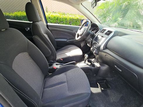 Used 2014 Nissan Versa SV image 8