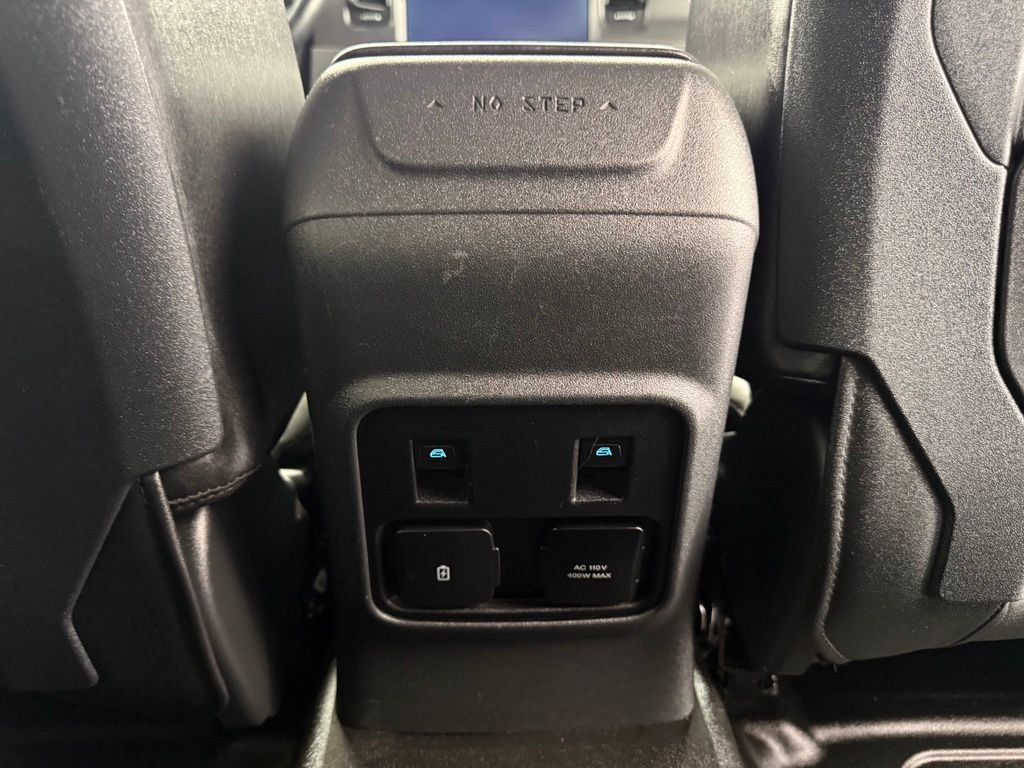 Used 2024 Ford Bronco Black Diamond AWD/4WD image 29