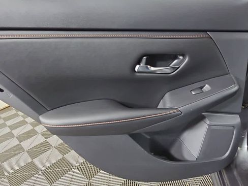 Used 2023 Nissan Sentra SR w/ Trunk Package image 20