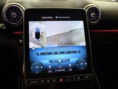 Used 2022 Mercedes-Benz SL 55 AMG 4MATIC image 28