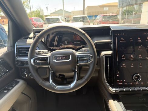 New 2026 GMC Yukon XL Elevation AWD/4WD image 23