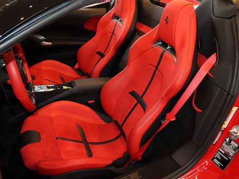 Certified 2022 Ferrari SF90 Spider image 5