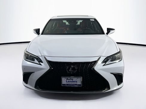 Used 2022 Lexus ES 350 F Sport image 2