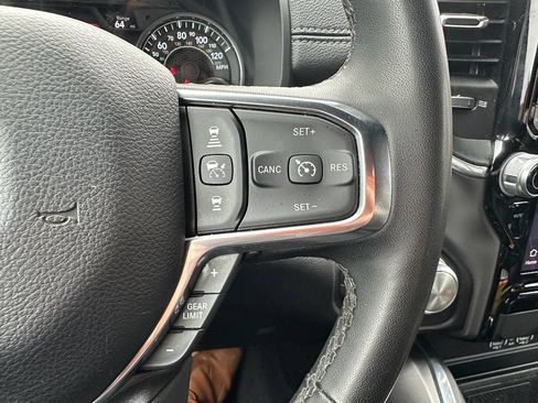 Used 2025 RAM 1500 Laramie image 17