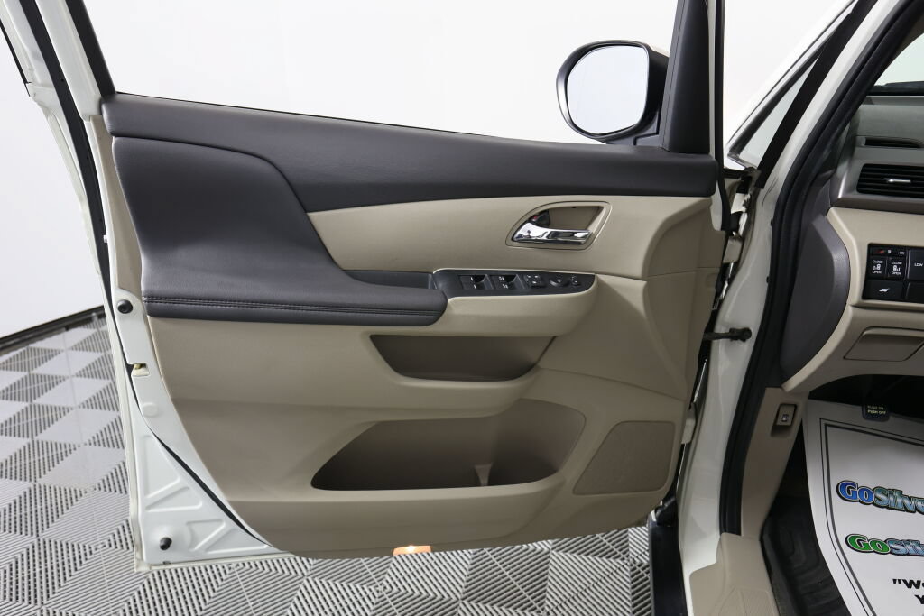 Used 2016 Honda Odyssey EX-L image 12