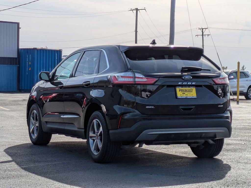 Used 2024 Ford Edge SEL w/ Convenience Package AWD/4WD image 5