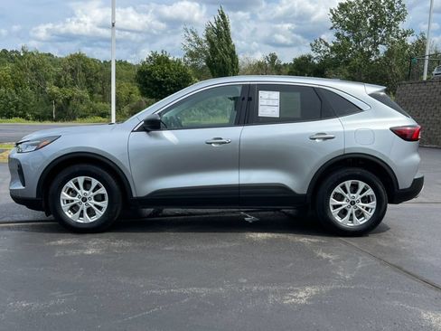 Certified 2023 Ford Escape Active AWD/4WD image 35