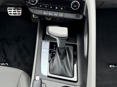 New 2026 Hyundai Elantra Sport FWD image 11