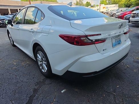 Used 2025 Toyota Camry LE FWD image 8