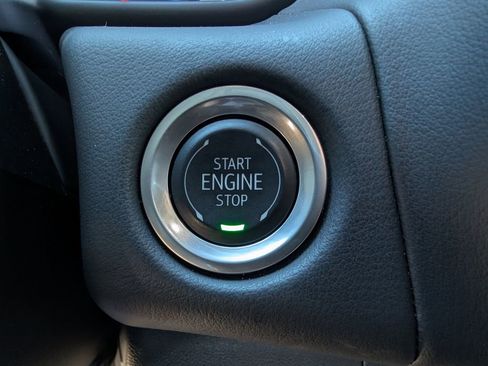 Used 2024 Chevrolet Tahoe High Country image 31