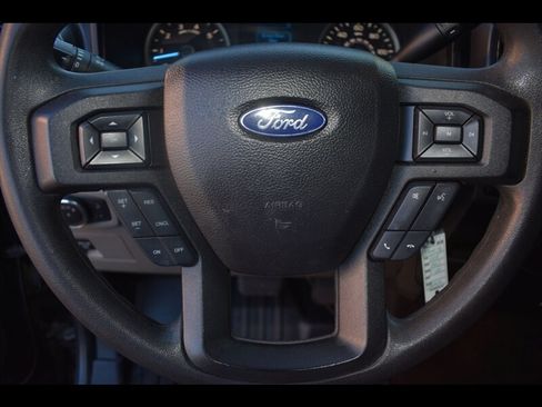Used 2018 Ford F150 XLT AWD/4WD image 14