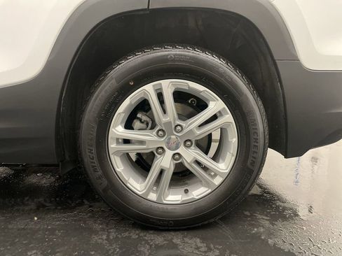 Used 2021 GMC Terrain SLE w/ Driver Convenience Package FWD image 26