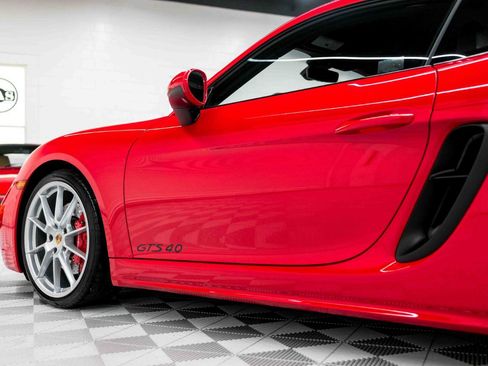 Used 2024 Porsche 718 Cayman GTS RWD image 29