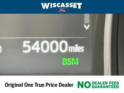 Used 2024 Toyota Camry SE image 14