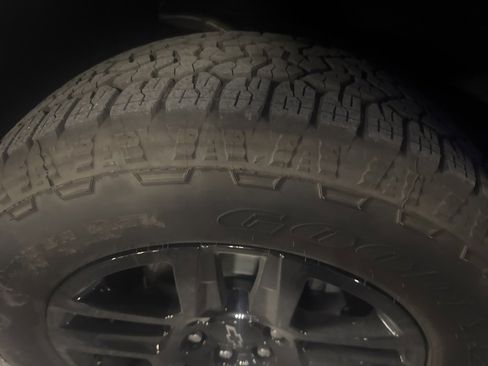 Used 2026 Chevrolet Silverado 1500 RST w/ RST Select Package image 8