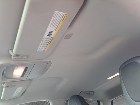 Used 2017 Chevrolet Colorado Z71 image 11