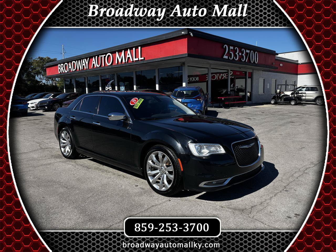 Used 2019 Chrysler 300 Limited RWD image 1