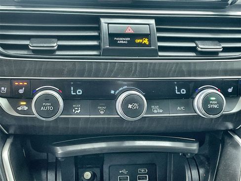 Used 2021 Honda Accord Touring image 29
