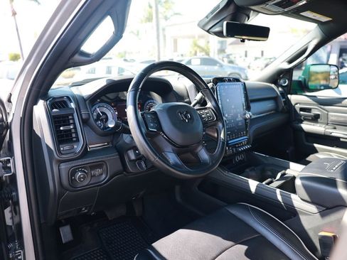 Used 2022 RAM 2500 Limited AWD/4WD image 16