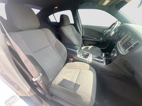 Used 2022 Dodge Charger SXT RWD image 26