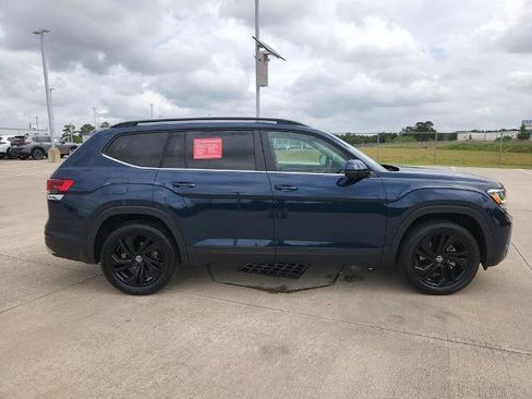 Used 2022 Volkswagen Atlas SE image 4