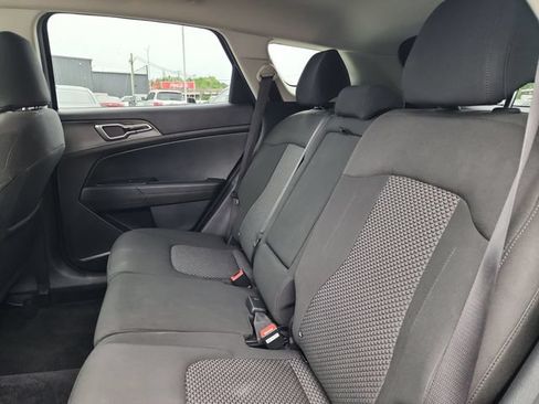 Used 2024 Kia Sportage LX FWD image 19