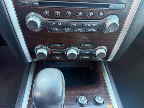 Used 2016 Nissan Pathfinder Platinum image 25