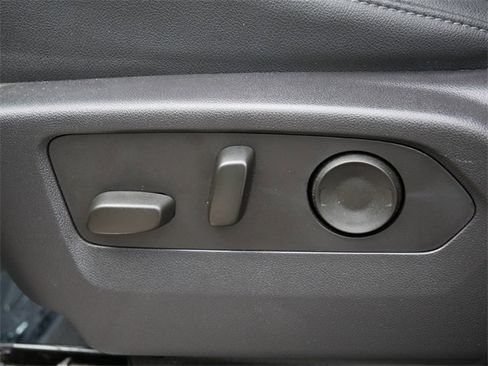 Used 2023 Chevrolet Silverado 1500 LTZ w/ LTZ Premium Package image 17