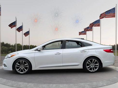 Used 2013 Hyundai Azera w/ Technology Pkg FWD image 5