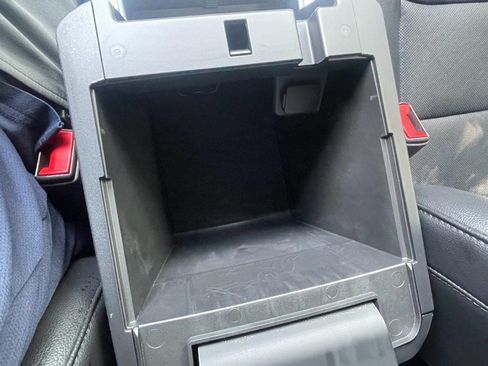 Used 2024 Ford Explorer Limited image 49